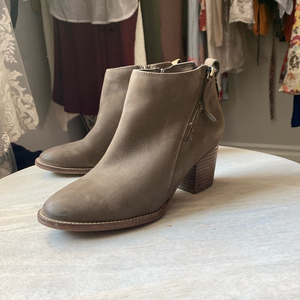 Aqua College waterproof booties
